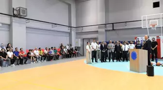 ASELSAN'dan Malatya'ya Spor Malzemesi Yardımı
