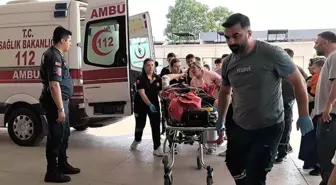 İnegöl'de Motosiklet Kazası: İki Kişi Ağır Yaralandı