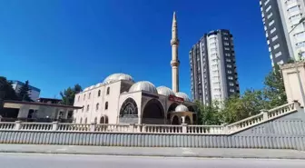 Mersin'de Cami Hırsızlığı: Elektrik Kablosu ve Ses Sistemi Çalındı