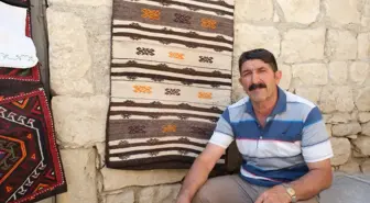 Eski Eşyalarla Açık Hava Müzesi: Murat Tatlı'nın Sergisi