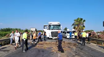 Antalya'da Zincirleme Trafik Kazası: 4 Yaralı