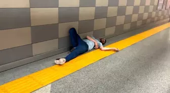 Bursa'da Alkollü Adam Metro Alt Geçidinde Uyumak İstemedi