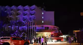 Alanya'daki 5 Yıldızlı Otelde Yangın: Yüzlerce Turist Tahliye Edildi