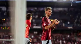 Sparta Prag, Mathias Ross'un Opsiyonunu Kullanmadı