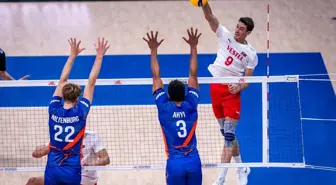 A Milli Voleybol Takımı Hollanda'ya 3-1 Mağlup Oldu