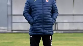 Balıkesirspor, İsmail Ertekin ile Yollarını Ayırdı