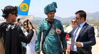 Gazipaşa-Alanya Havalimanı'ndan Özbekistan'a İlk Uçuş Törenle Gerçekleşti