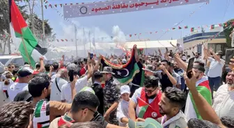 Gazze'ye yürüyen Mağrip Direniş Konvoyu'na katılmak üzere Mısır'a gelen 40 aktivist alıkonuldu