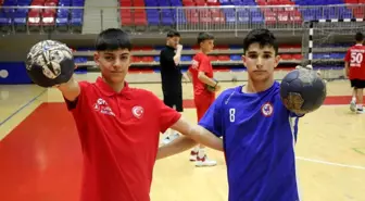 Karabük'ten İki Genç Sporcu U16 Milli Hentbol Takımı Kampına Davet Edildi