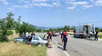 Burdur'da Lastiği Patlayan Araç Şarampole Devrildi: 1 Yaralı