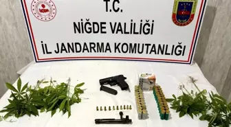 Niğde'de Uyuşturucu ve Ruhsatsız Silah Ele Geçirildi