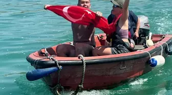 Tuna Tunca, Manş Denizi'ni Geçen İlk Türk Otizmli Yüzücü Oldu