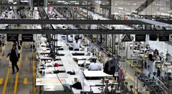 Sanayi Üretimi Yıllık Yüzde 3,3 Artarken Aylık Yüzde 3,1 Azaldı