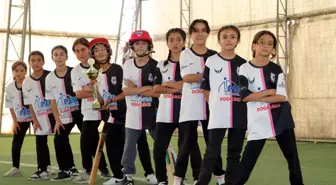 Mor Menekşeler Spor Kulübü'nden Tarihi Başarı