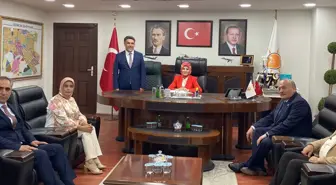 Aile ve Sosyal Hizmetler Bakanı Göktaş, AK Parti ve Erzincan Belediyesini Ziyaret Etti