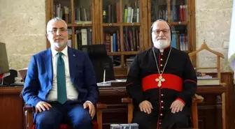 Bakan Işıkhan Mardin'de Deyrulzafaran Manastırı'nı Ziyaret Etti