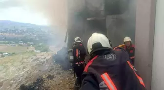 Malatya'da Şantiyede Yangın: Yaralı Yok, Maddi Hasar Var