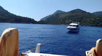 Fethiye'de Sürüklenen Tekne Kurtarıldı