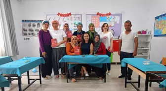 Erdemli İlkokulunda Velilerle Kitap Okuma Etkinliği