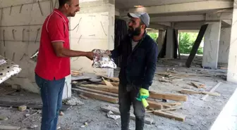 Kızılay Ağrı Gönüllüleri'nden Duygu Dolu Babalar Günü Kutlaması