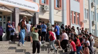 Antalya'da LGS Sınav Heyecanı