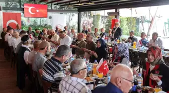 Bursa Valisi Erol Ayyıldız, şehit babaları ve gazi babalarla bir araya geldi