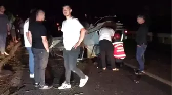 Kaynarca'da Kontrolden Çıkan Otomobil Ters Döndü: 2 Yaralı