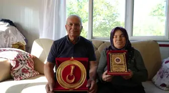 Burdur'da Çift, Arazisini Jandarma Vakfı'na Bağışladı