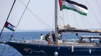 İsrail, 'Madleen' Gemisindeki 3 Aktivisti Ürdün'e Sınır Dışı Etti