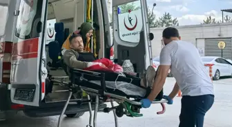 Ağaç Kesen Orman İşçisi Motorlu Testereyle Yaralandı