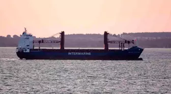 Çanakkale Boğazı'nda 'Industrial Challenger' Yük Gemisinde Yangın