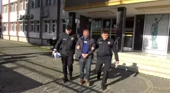 Boşanma Aşamasındaki Eşini Bıçaklayan Sanığa 13 Yıl 6 Ay Hapis Cezası