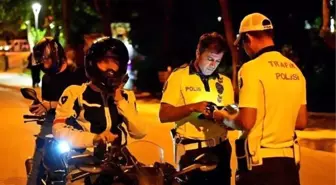 Isparta'da Trafik ve Asayiş Uygulaması: 14 Sürücüye Ceza