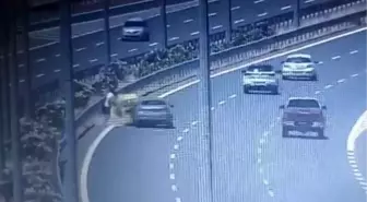 İzmir'deki Trafik Kazasında Taksideki Yolcu Hayatını Kaybetti