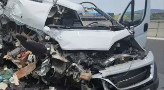 Tarsus'ta Kara Yolu Kazası: 1 Ölü, 1 Yaralı