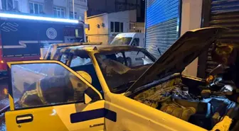 Tekirdağ Çorlu'da Park Halindeki Kamyonet Yandı