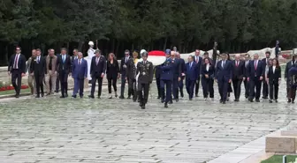 TBMM Başkanı Numan Kurtulmuş Anıtkabir'i Ziyaret Etti