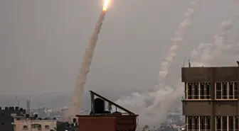 Yemen'den, İsrail'e balistik füze saldırısı
