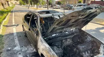 Yeni Alınan Otomobil Seyir Halindeyken Yandı
