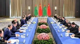 Xi Jinping, Türkmenistan Cumhurbaşkanı ile Görüştü