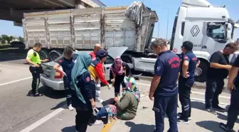 Balıkesir'de Korozman Kavşağı'nda Trafik Kazası: 2 Yaralı