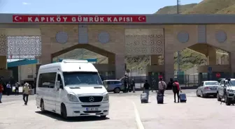 İran-İsrail Çatışmaları Sonrası Van Kapıköy Gümrük Kapısı'nda İnsan Hareketliliği Azaldı