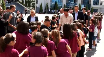 Mesut Özil, Öğrencilerle Bir Araya Geldi