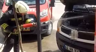 Konya'da Park Halindeki Minibüste Yangın