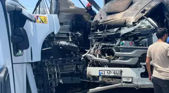 Pamukova'da Feci Kaza: 1 Ölü, 2 Yaralı
