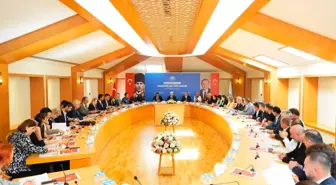 Sancaktepe Muhtarlar Toplantısı İstanbul Valisi Davut Gül'ün Katılımıyla Gerçekleşti