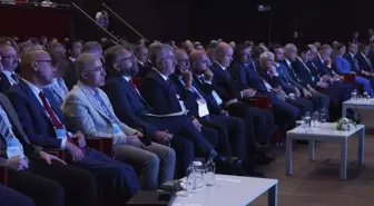 YÖK Başkanı Özvar: Yükseköğretimde uluslararasılaşmanın önemli bir etkileşim olduğunu düşünüyoruz