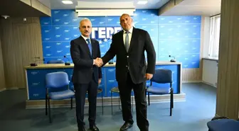 Ulaştırma Bakanı Uraloğlu, Bulgaristan'da Boyko Borisov ile Görüştü