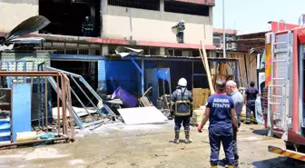 Adana'da Çocuk Parkı Malzeme Atölyesinde Patlama: 3 Yaralı