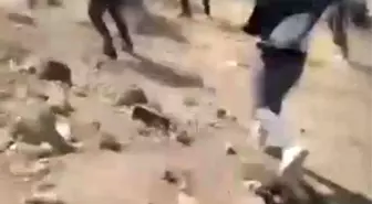 Akçakale'de Pazar Yerinde Kavga: Esnaf Darbedildi